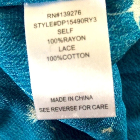 Daniel Rainn turquoise teal cap sleeve v neck crochet detail pullover blouse MP - Picture 5 of 11